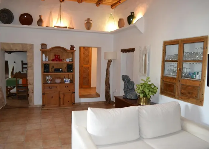 Casa Can Coves